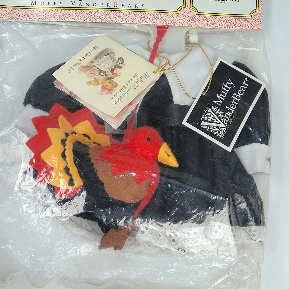 The Muffy Collection Muffy Pilgrim Outfit Muffy VanderBear Holiday NEW - Picture 3 of 8